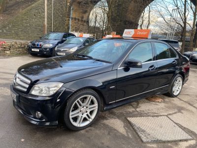 Mercedes-Benz C Class 2.1 C220 CDI BlueEFFICIENCY Sport 4dr Auto Saloon Diesel Black at R & J Car Sales Limited Halifax
