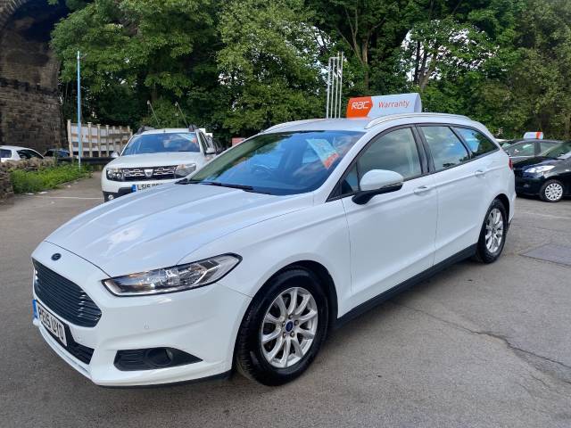 Ford Mondeo 1.6 TDCi ECOnetic Style 5dr Estate Diesel White