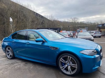 BMW M5 4.4 M5 4dr DCT Saloon Petrol Blue at R & J Car Sales Limited	 Halifax