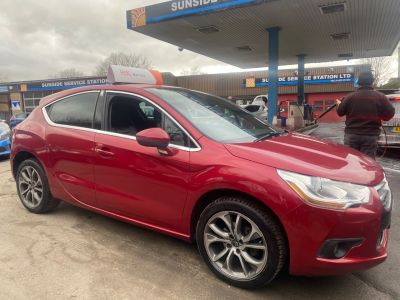 Citroen DS4 1.6 e-HDi 115 Airdream DStyle 5dr EGS6 Hatchback Diesel Red at R & J Car Sales Limited	 Halifax