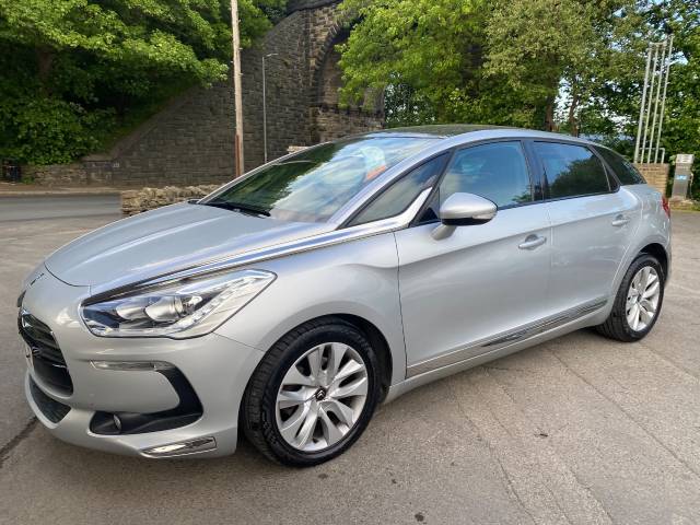 Citroen DS5 1.6 e-HDi Airdream DStyle 5dr EGS Hatchback Diesel Silver